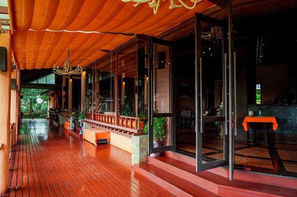 Valley Garden Resort Муаклек Екстер'єр фото